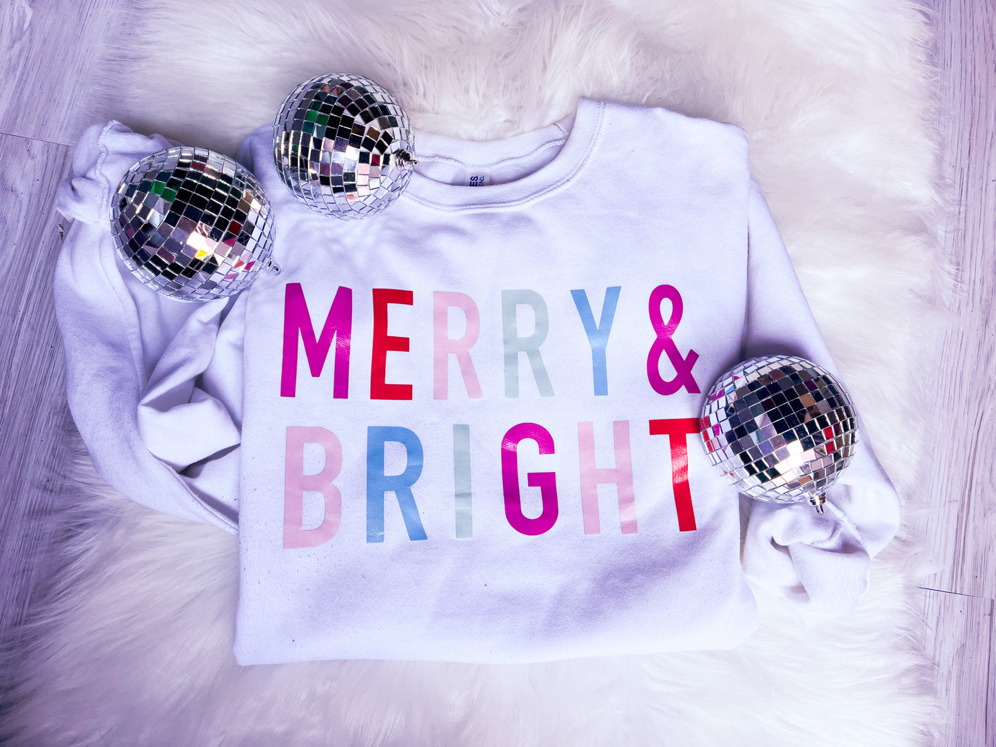 Merry & Bright Pinky Crew