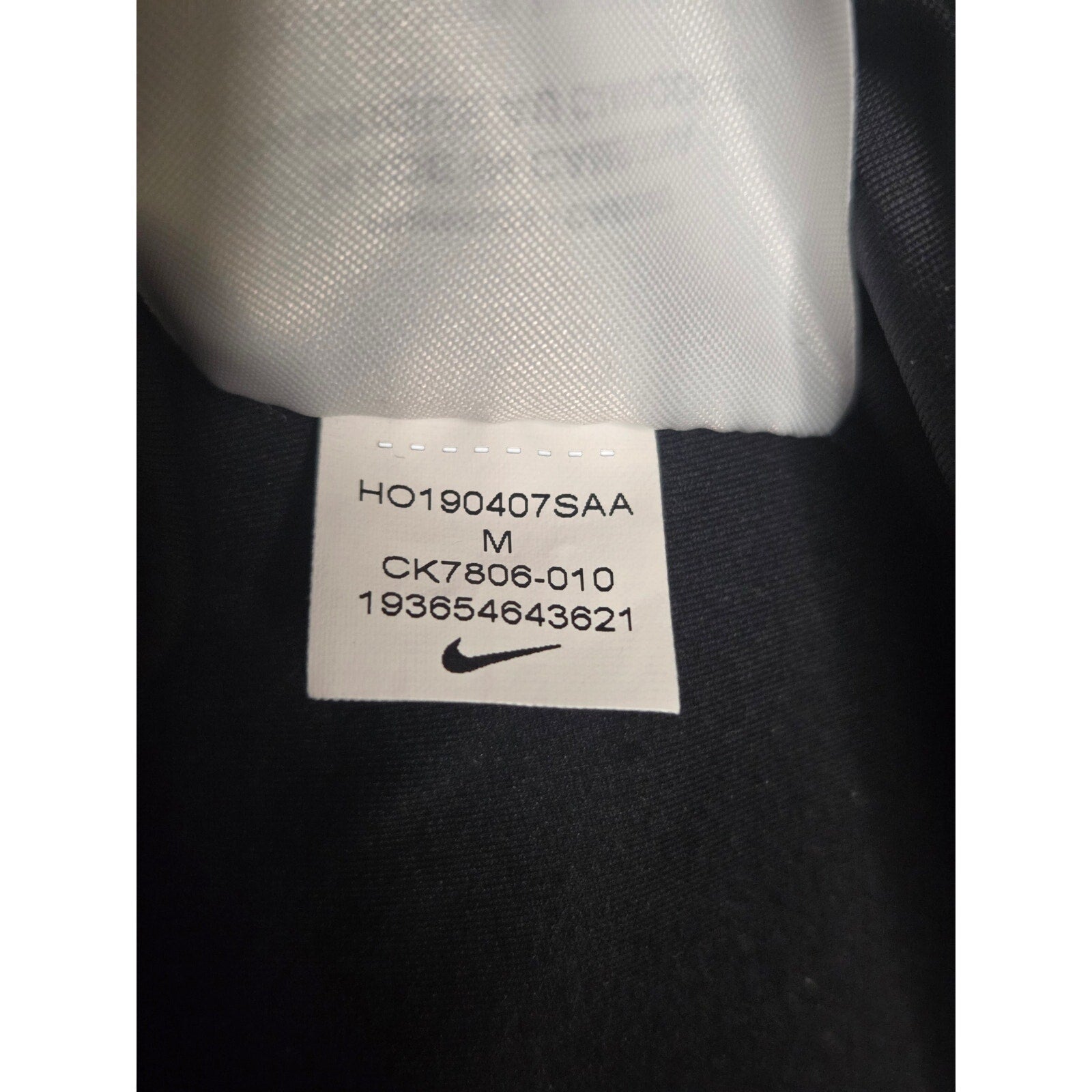 Nike Reflective Cropped Long Sleeve Top CK7806-010 Size M