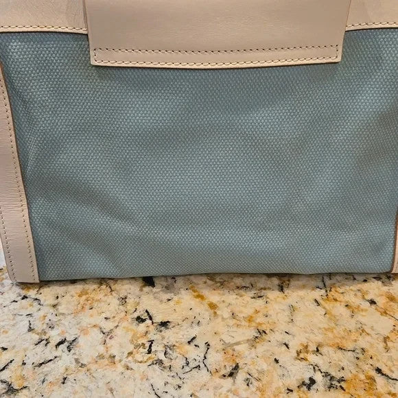 NWT Dooney & Bourke Blue and White Shoulder Bag with Modern Design10