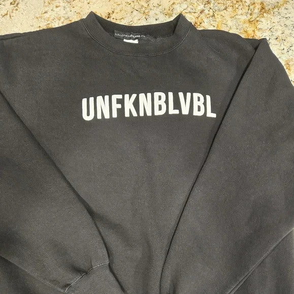 Lulu Simons  Studio UNFKNBLVBL Crew Neck Fleece Sweater Unisex Size L0