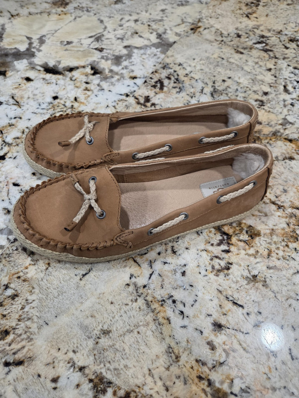 UGG Chivon Espadrille Moccasin Women's Size 8.53