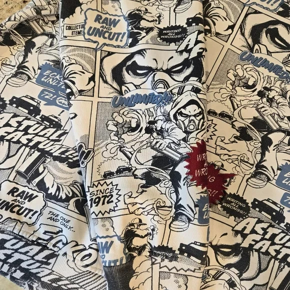 Ecko Unlimited Hoodie Vintage/Y2K Comic Book/Graffiti Print Size L9