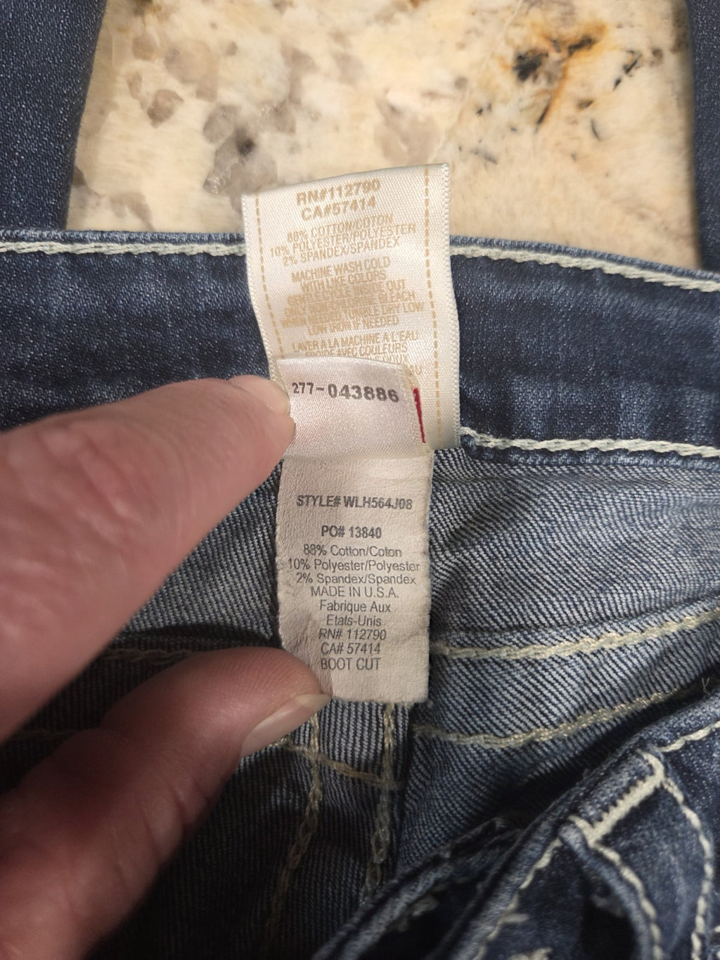 True Religion Women's Bootcut Blue Jeans With White Embriodery And Stitching5