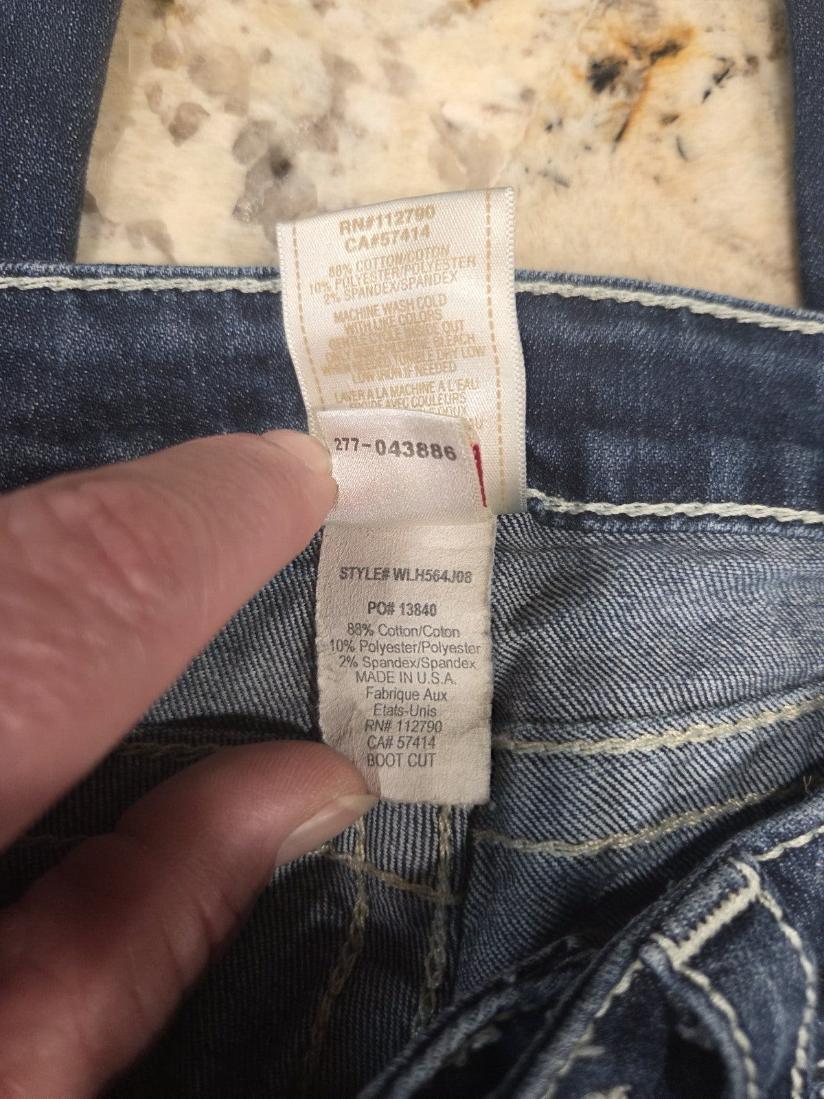 True Religion Women's Bootcut Blue Jeans With White Embriodery And Stitching5
