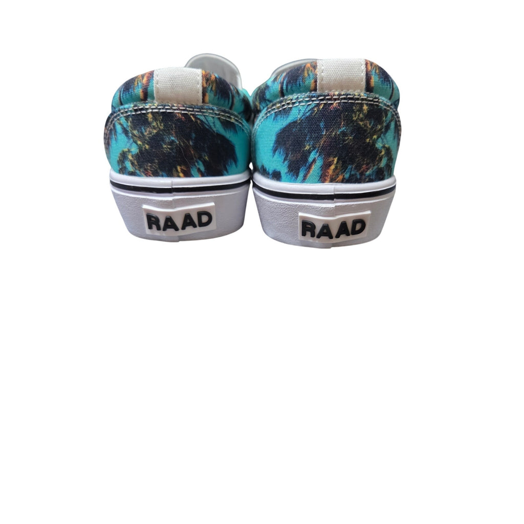 RAAD Slip on shoes with chill vibes & palm trees Men size 9; women size 7