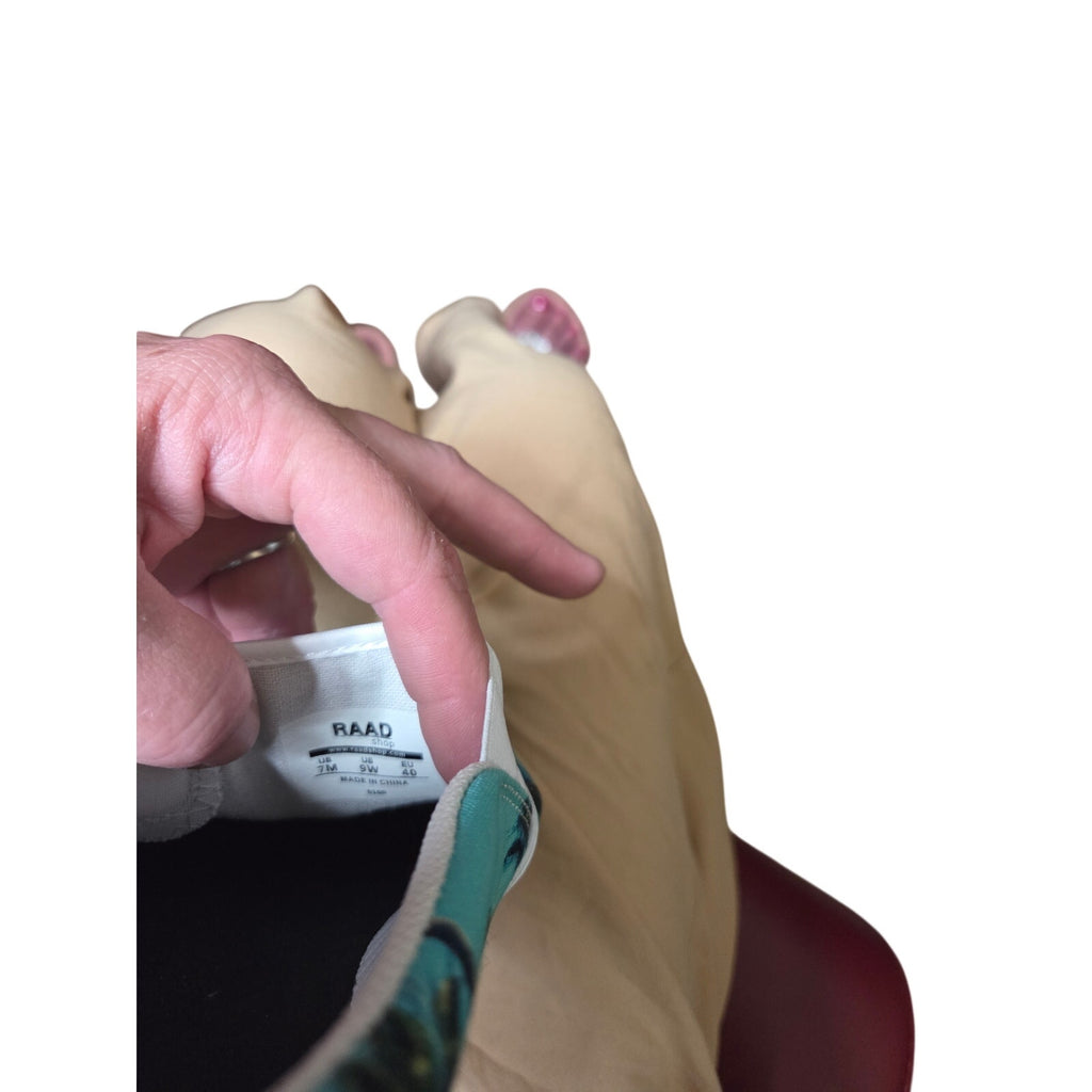 RAAD Slip on shoes with chill vibes & palm trees Men size 9; women size 7