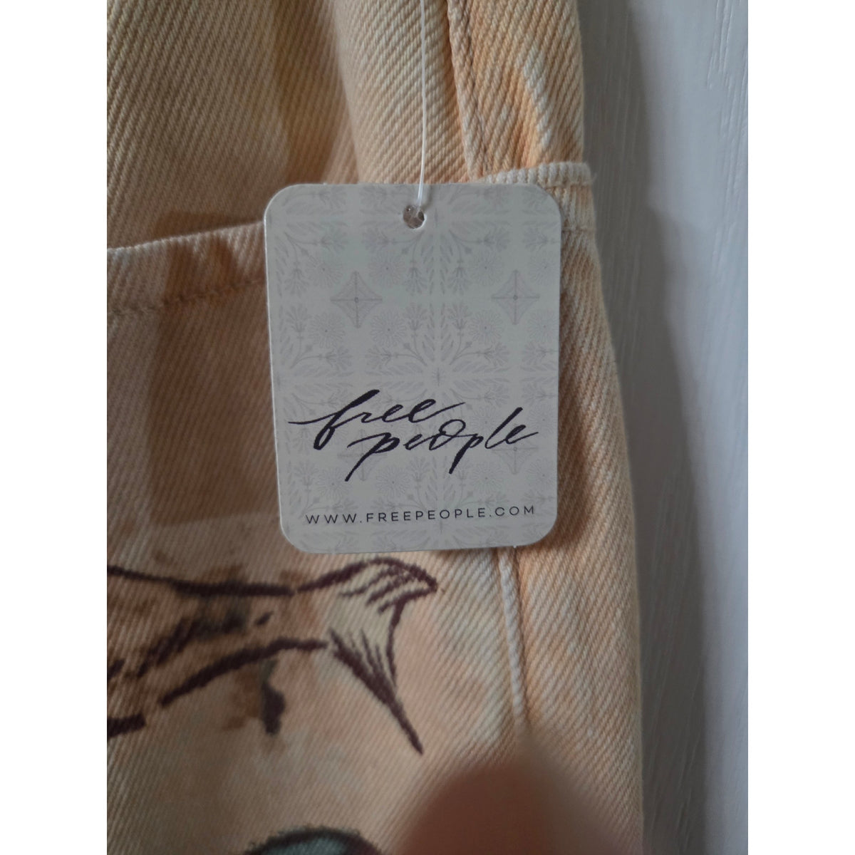 NWT We the Free Tinsley Printed Jeans in Beach Scene Size 25